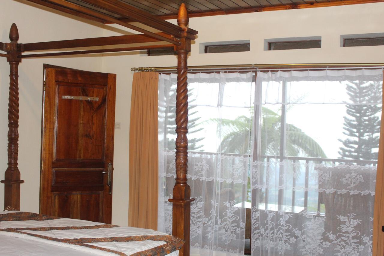 Sukuh Cottage Tawangmangu Luaran gambar